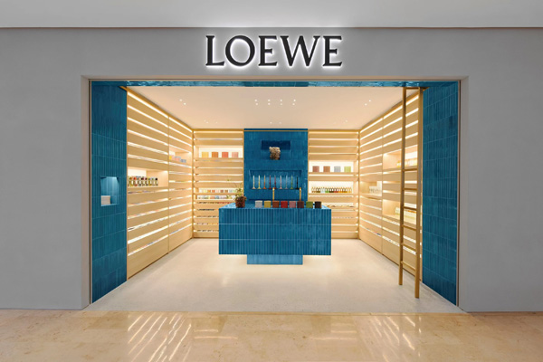 LOEWE罗意威香氛全球首家独立精品店亮相南京德基广场