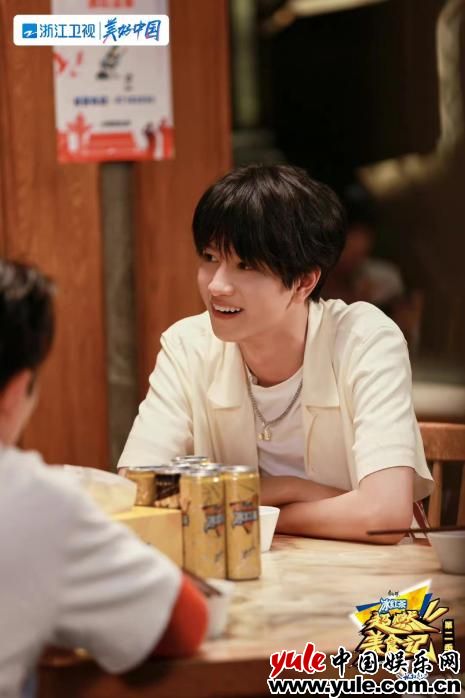 ����ȼ��ʳ��2�����ûع飬����ȼ������������ʳ���������ƣ�