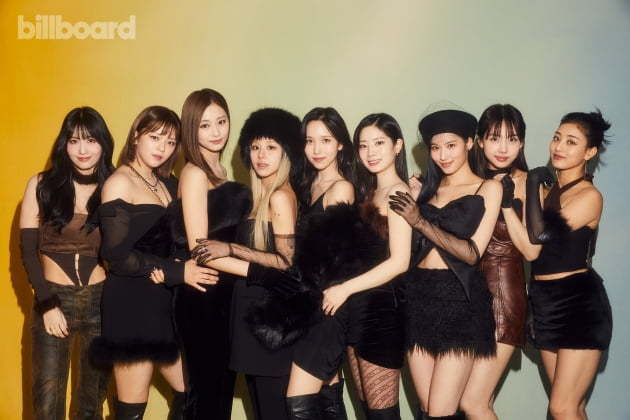 TWICEBillboard woman in music K-POPλ